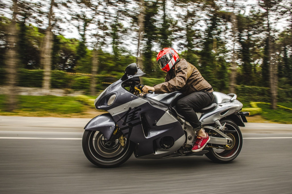 The Brotherhood of the Road: How Motorcycle Communities Are Changing the Way We Ride — And the Tech That Connects Every Journey  &nbsp;
