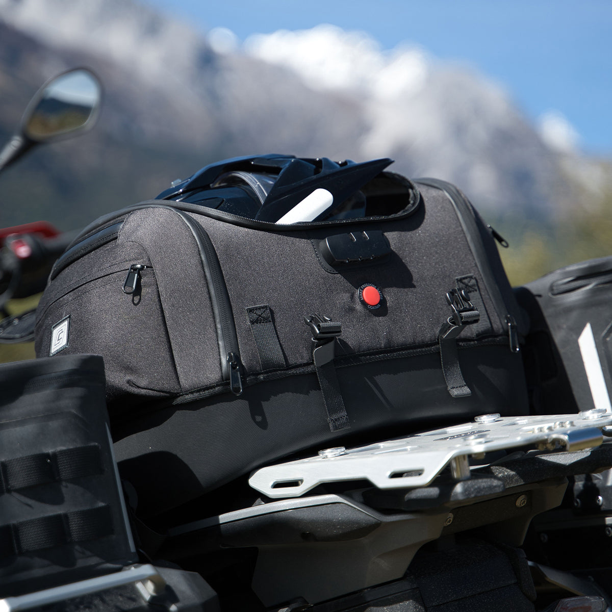 CK6-ART Motorcycle Multi-Functional Helmet Bag